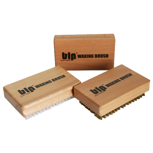 <BR>blp ホットワックス用ブラシ3点セット<BR>ナイロンブラシ、ブラス(真鍮)ブラシ、馬毛ブラシの3点セット<BR>スキー、スノボのチューンナップの必需品!使いやすい大きさ!<BR>