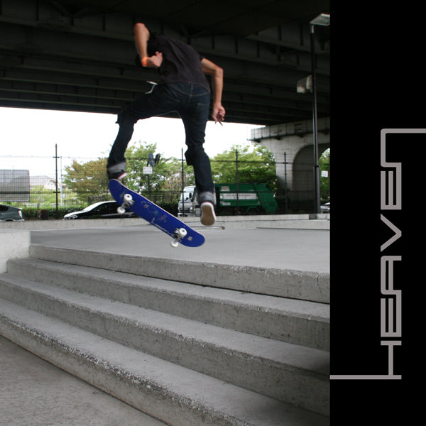 Skateboard Complete<br> Perfect Vitamin Recommended 31×8inch<br> HEAVEN SKATEBOARD Skateboard Complete High Spec Professional High Quality<br> JASA member Popular with beginners to advanced pros Blue