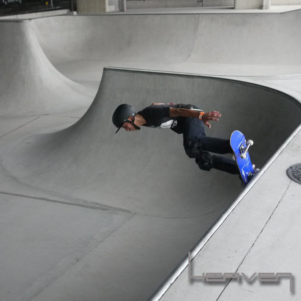 Skateboard Complete<br> Perfect Vitamin Recommended 31×8inch<br> HEAVEN SKATEBOARD Skateboard Complete High Spec Professional High Quality<br> JASA member Popular with beginners to advanced pros Blue