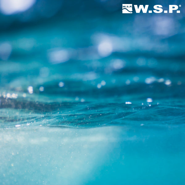 ウォータースポーツ専用つば付きヘルメットW.S.P.WATERFREEHELMETウォーターフリーヘルメット安心のCE認証汗水に強いウェイクボードウォータージャンプカヌーカイトサーフパックラフトクエストキングスJWBA認定