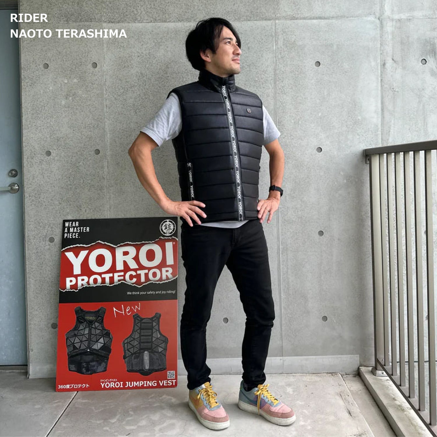 YOROI NINJA VEST プロテクターでもあり、 ダウンベストでもある!背骨、肋骨、鎖骨、脊椎、 内臓を守り 暖かい